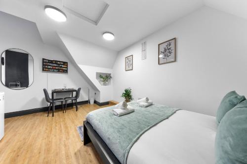 The Olive Studio - Golders Green - Near Station