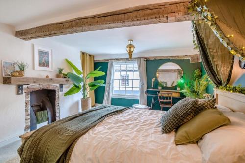 3 Bed in Wotton-under-Edge oc-l33488