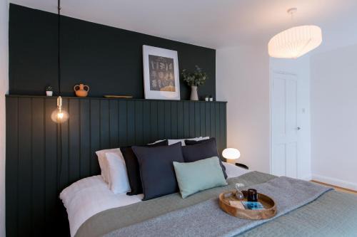 3-Bed House - Next to Olympic Park & Westfield