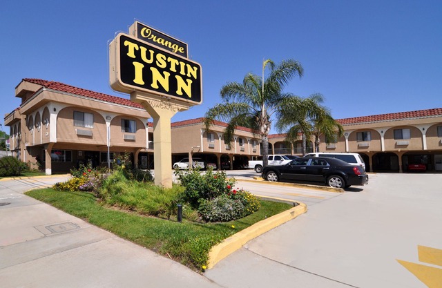 Orange Tustin Inn in Orange
