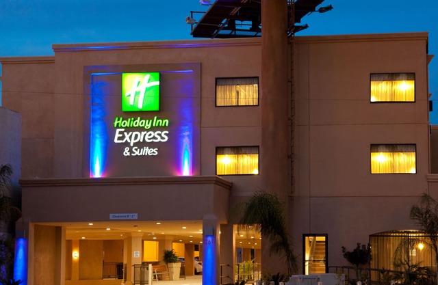 Holiday Inn Express Hotel & Suites Woodland Hills, an Ihg Hotel