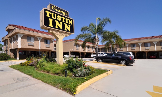 Orange Hotel | Orange Tustin Inn in Orange