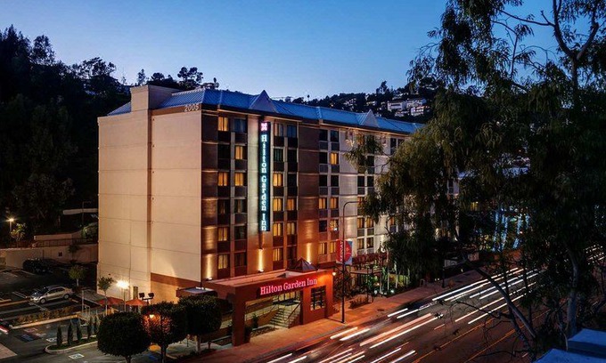 Hollywood Hotel | Hilton Garden Inn Los Angeles / Hollywood