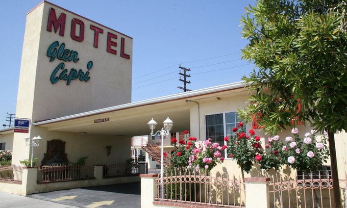 Grandview Hotel | Glen Capri Inn Suites Burbank