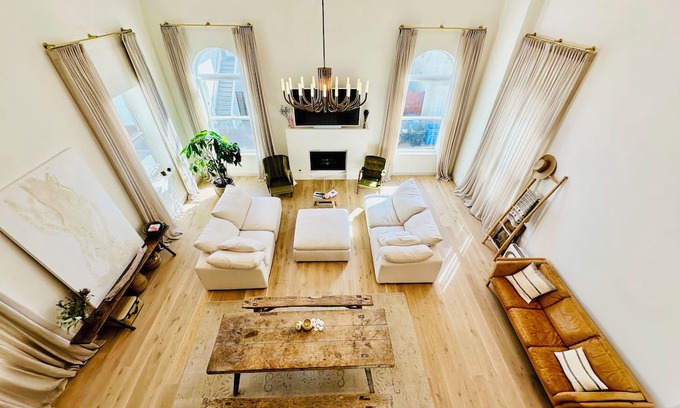 Marina Peninsula House | STUNNING BEACH HOUSE. 3 BED, NEWLY REFURBISHED, STYLISH AND COZY.