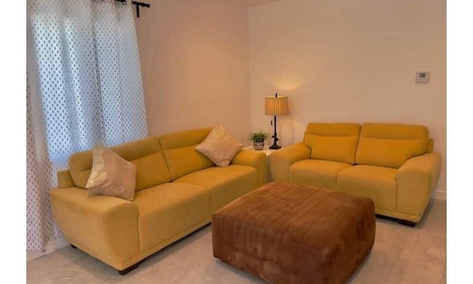 Santa Ana House | Grand 3BR/2BA House Central OC